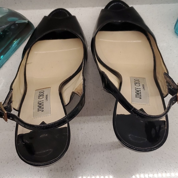 JIMMY CHOO patent leather pumps (sz 8.5) - Picture 6 of 10